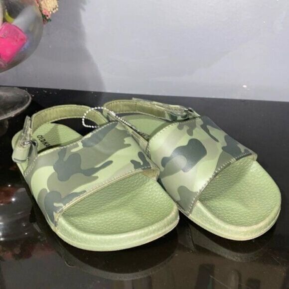 Other - Old navy army fatigue slides